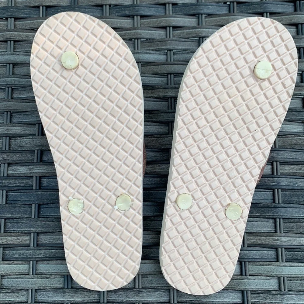 Michael MICHAEL KORS Girls Flavia Flip Flops - Vanilla/Rose Gold